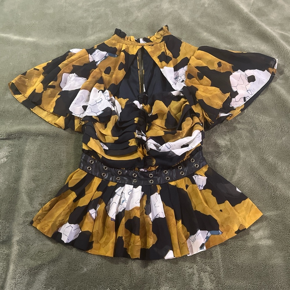 Unique Bebe Floral Ruffled Blouse